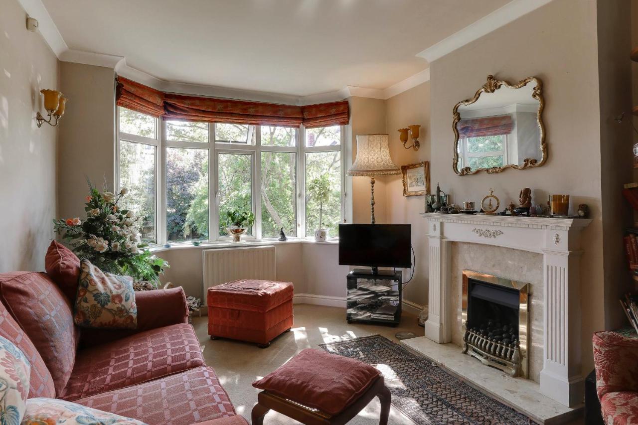 The Yellow House B&B Woodborough  Экстерьер фото