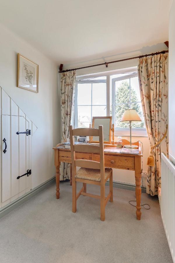 The Yellow House B&B Woodborough  Экстерьер фото